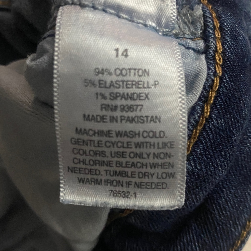 🎁a.n.a Dark Blue High Rise Curvy Skinny Jeans - Picture 5 of 5